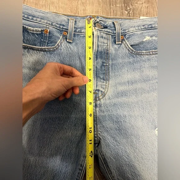 Levi’s Wedgie Straight Premium Authentically Yours Wash High Rise Jeans Size 29 - Picture 8 of 11